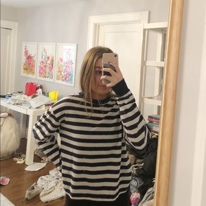 Brandy Melville Navy and White shirt